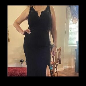 Elegant Black Women's dress
